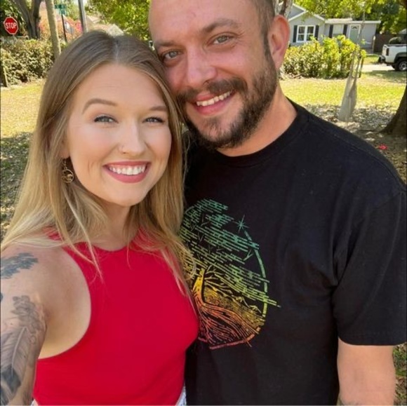 Meet your Posher, Emily - Picture 1 of 1